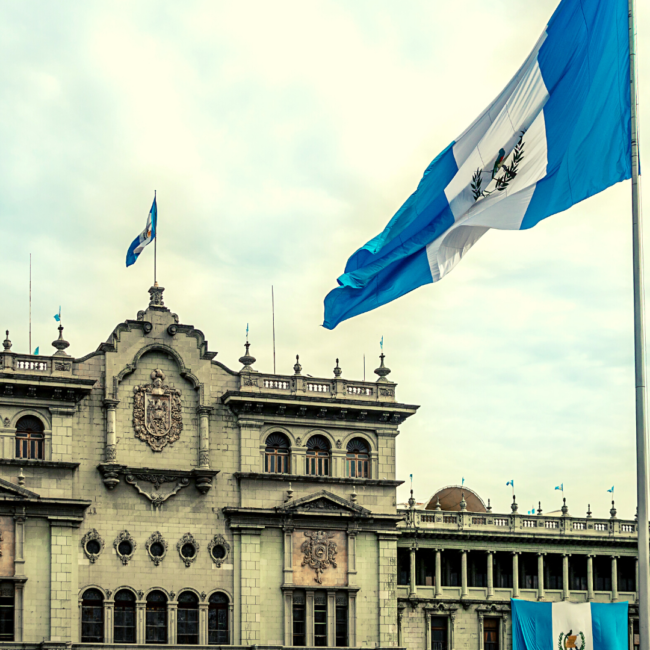 Ley para la simplificación de requisitos y trámites administrativos DECRETO 5-2021 CUADRADO